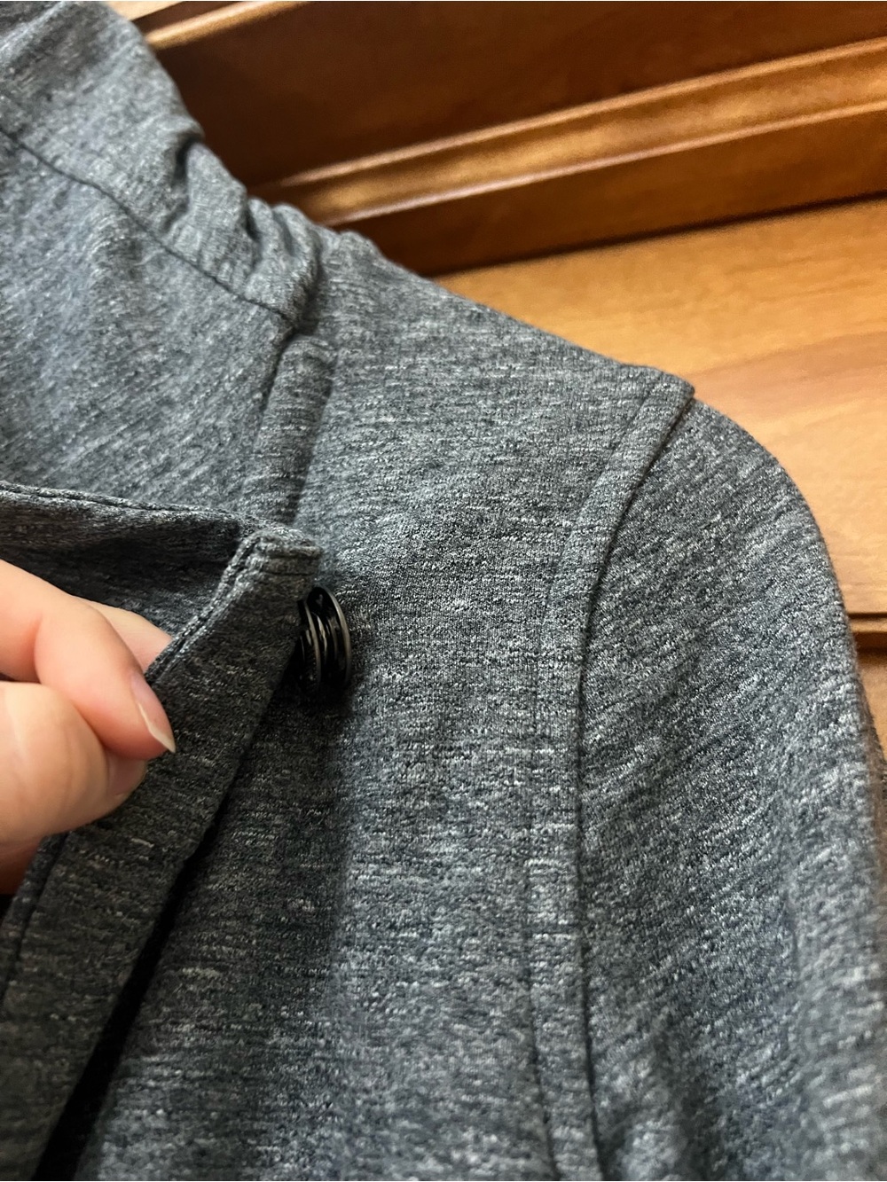 Lululemon Wrap Jacket Size 4‎ Gray Knit Snap Button Mock Neck Pockets - Picture 7 of 13